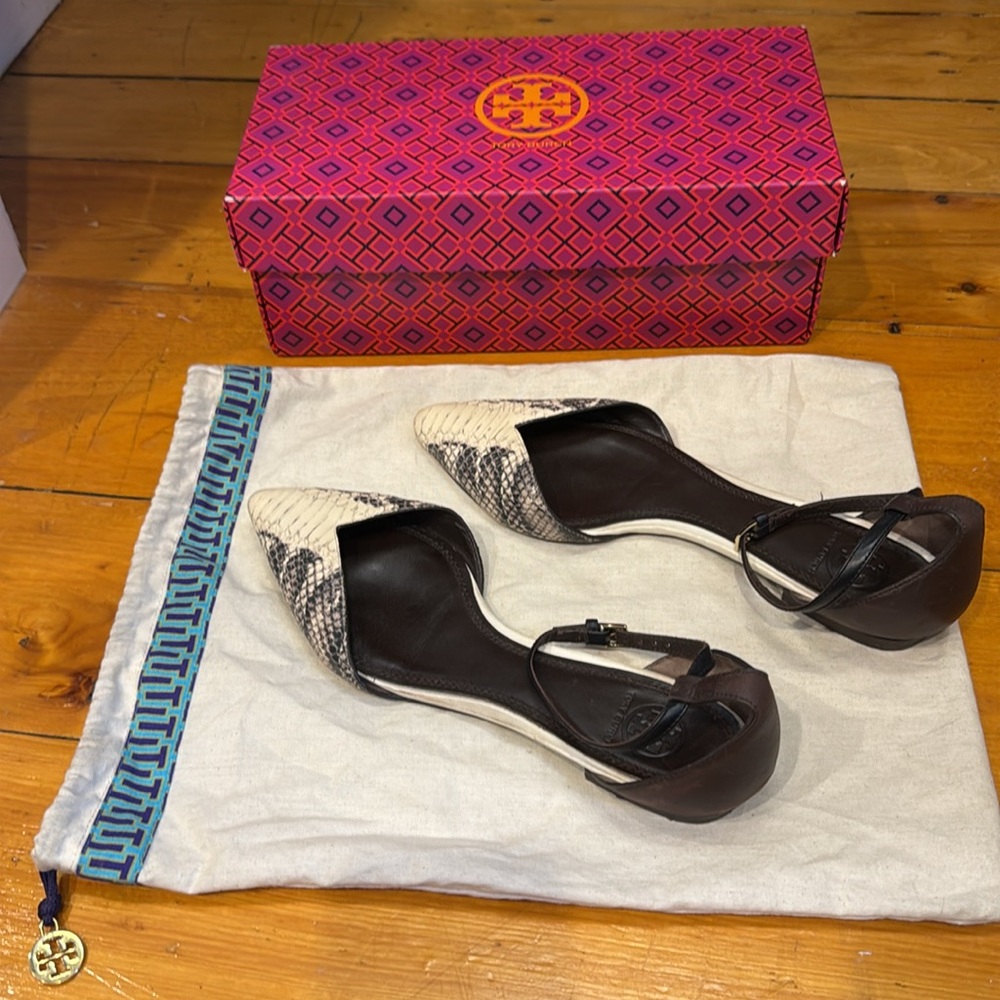 RARE - Tory Burch d’Orsay flats - size 8.5